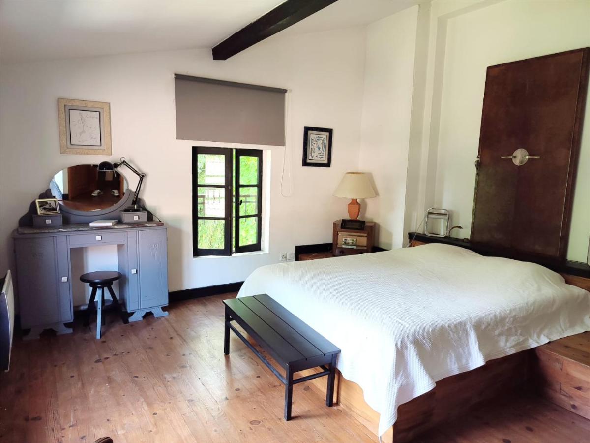 Chambre D'Hotes Le Moulin De Moulis 外观 照片