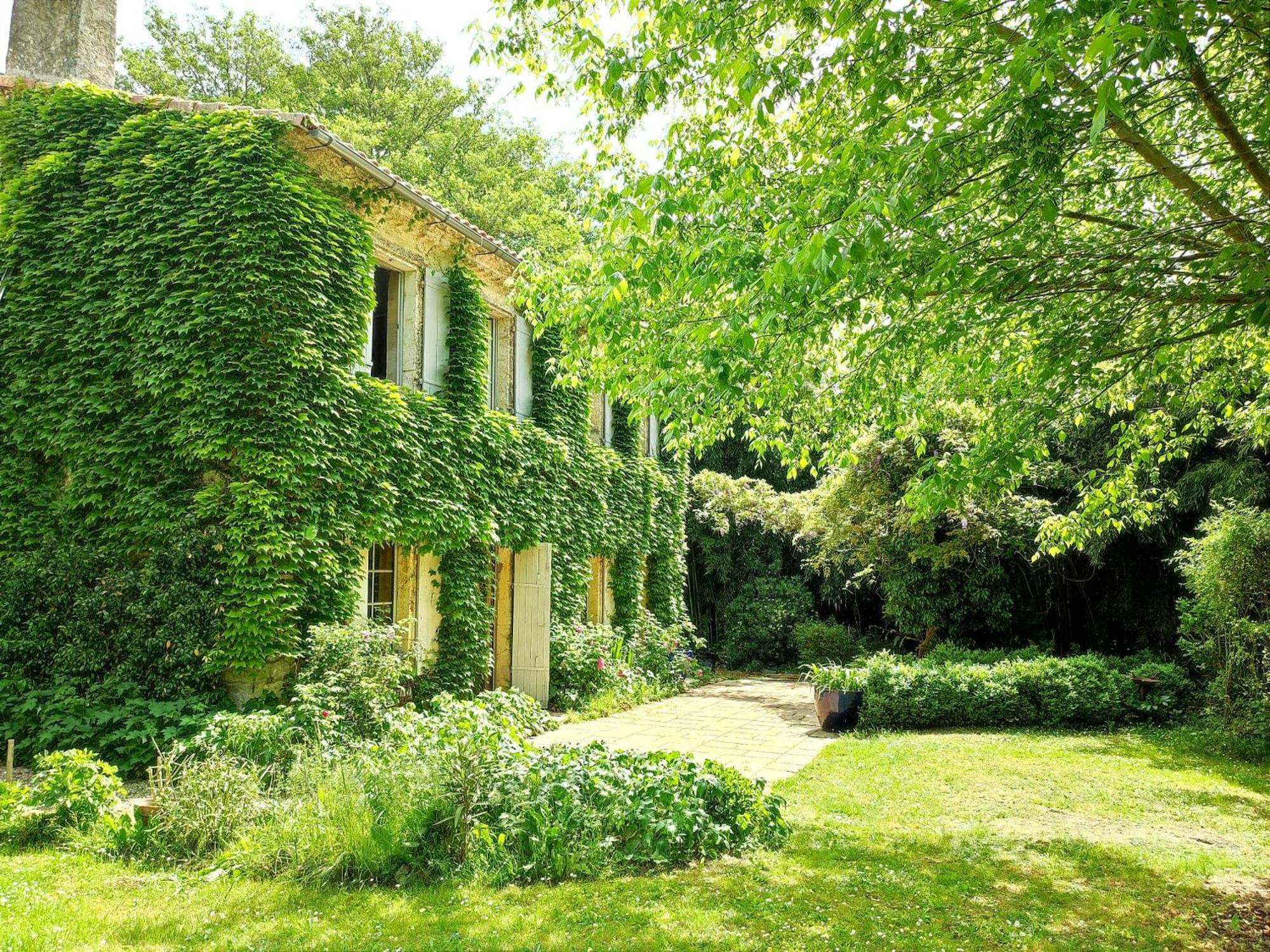 Chambre D'Hotes Le Moulin De Moulis 外观 照片