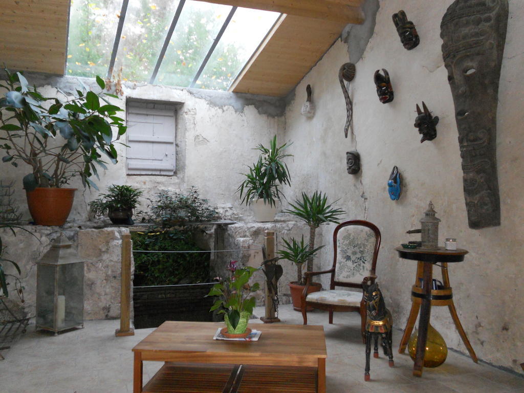 Chambre D'Hotes Le Moulin De Moulis 外观 照片