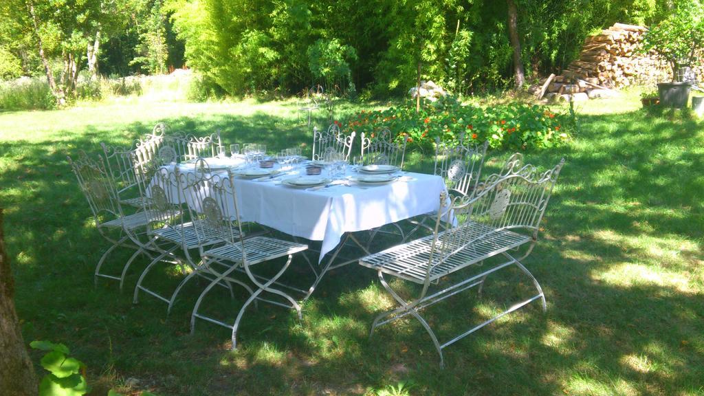 Chambre D'Hotes Le Moulin De Moulis 外观 照片