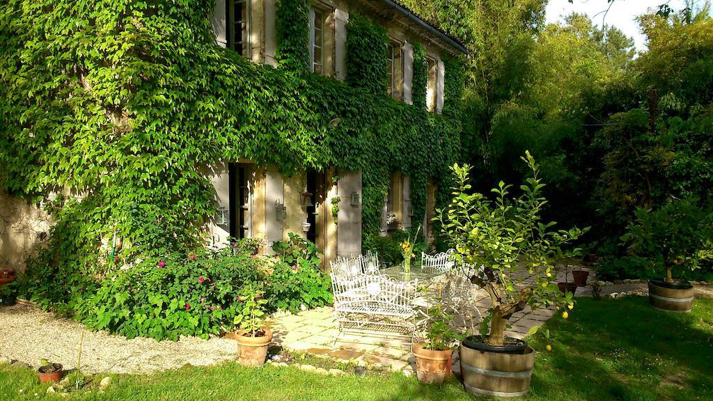 Chambre D'Hotes Le Moulin De Moulis 外观 照片