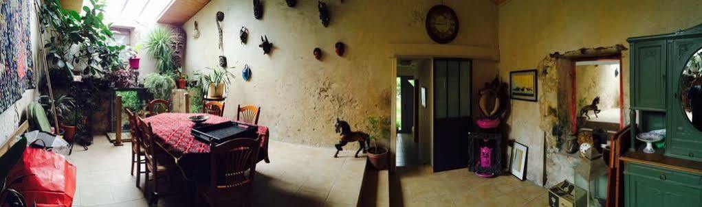 Chambre D'Hotes Le Moulin De Moulis 外观 照片